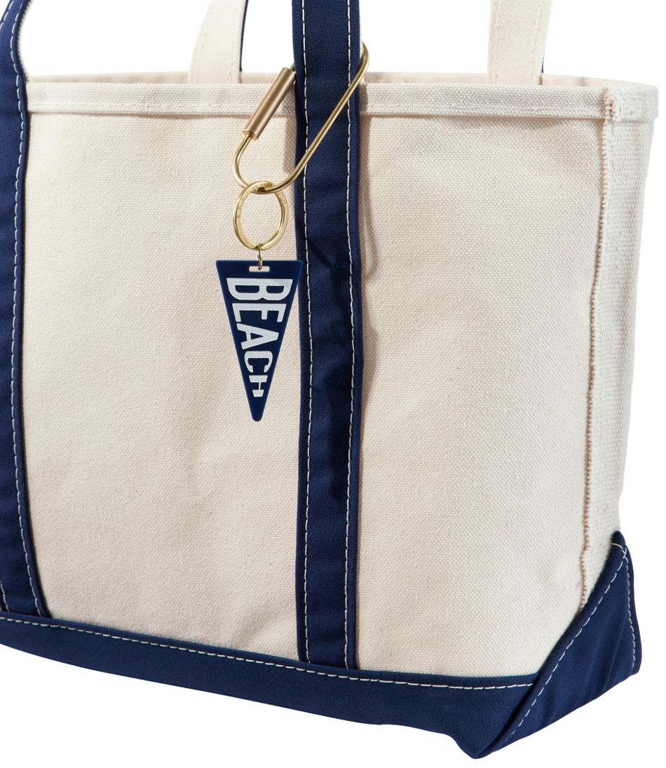 Pennant Charm, Beach - Image 2