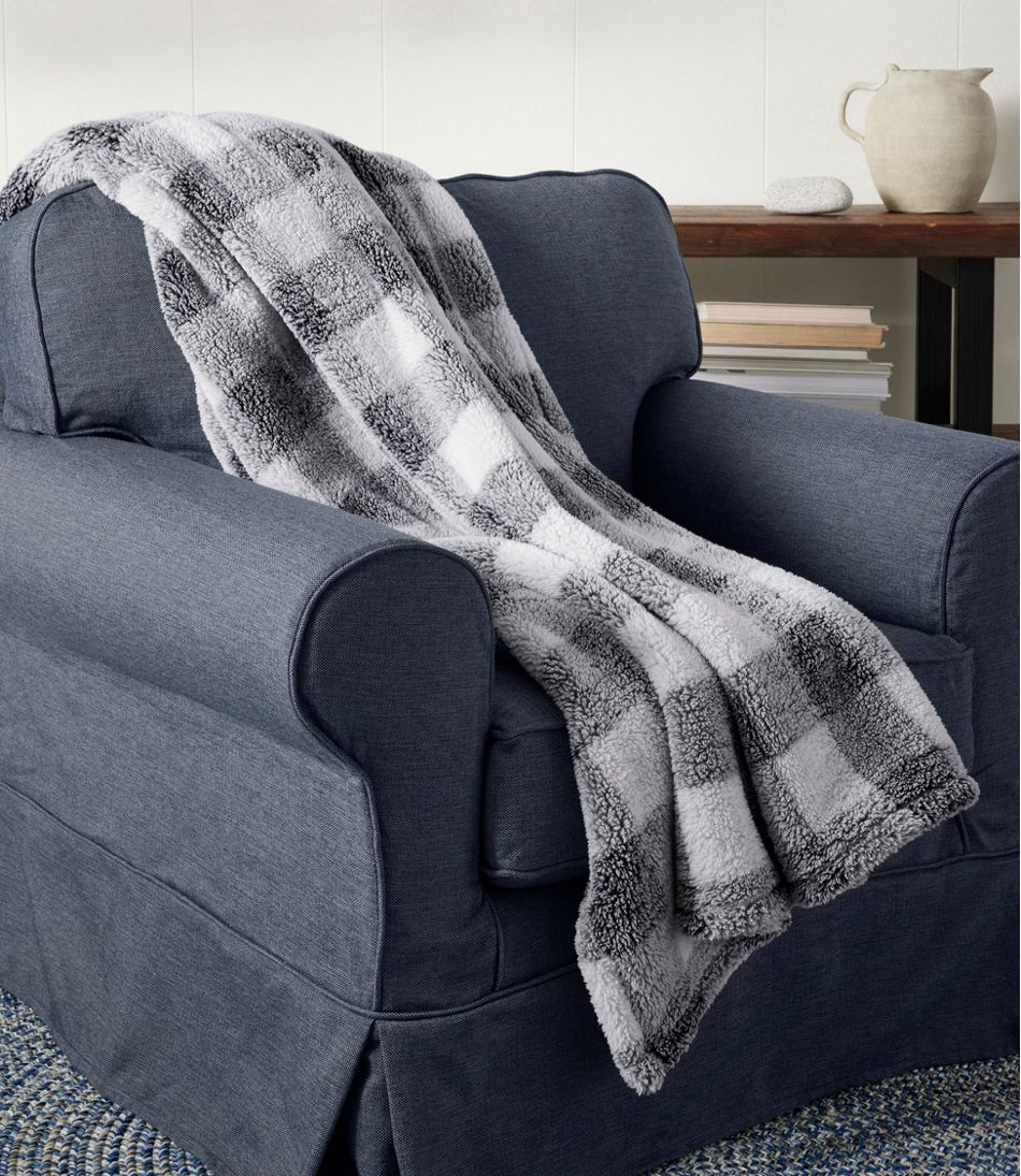 Cozy Plush Throw, Plaid - Image 4
