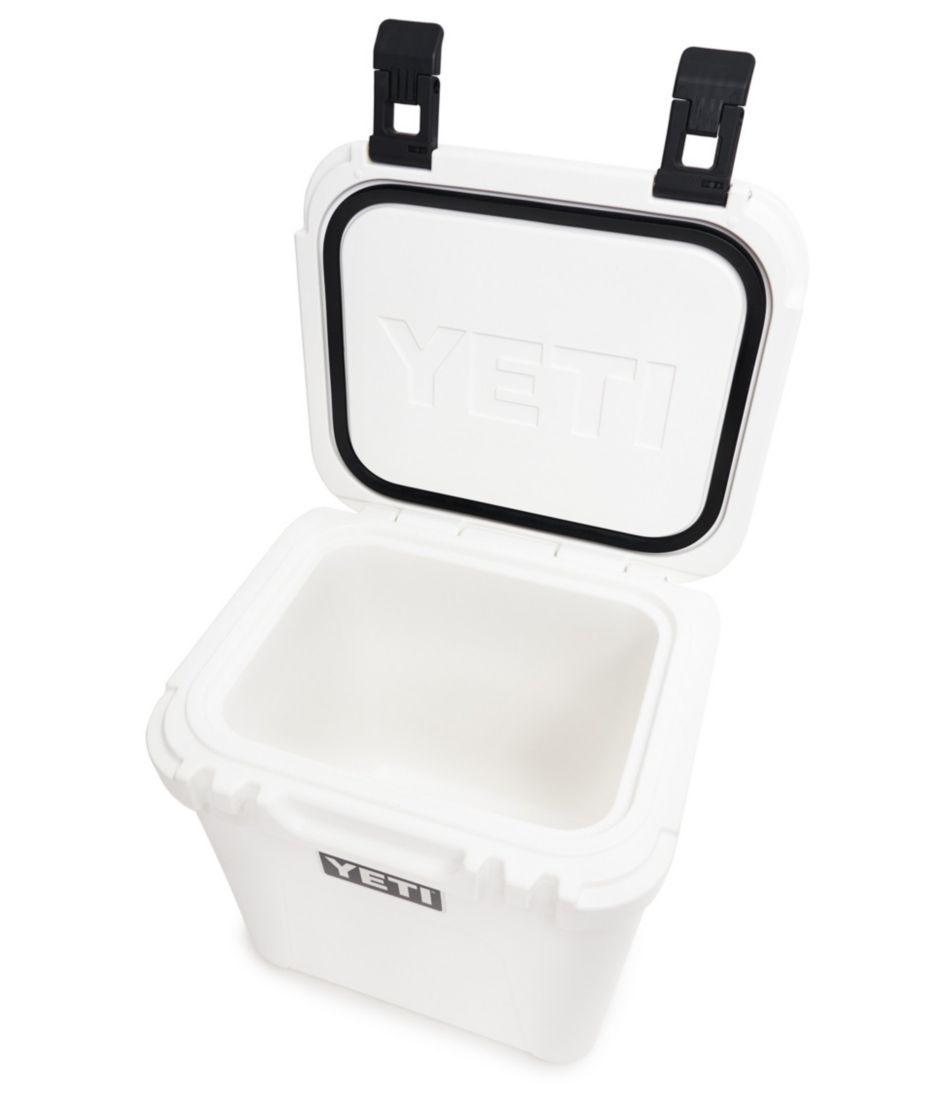 Yeti Roadie 24 Cooler - Image 3