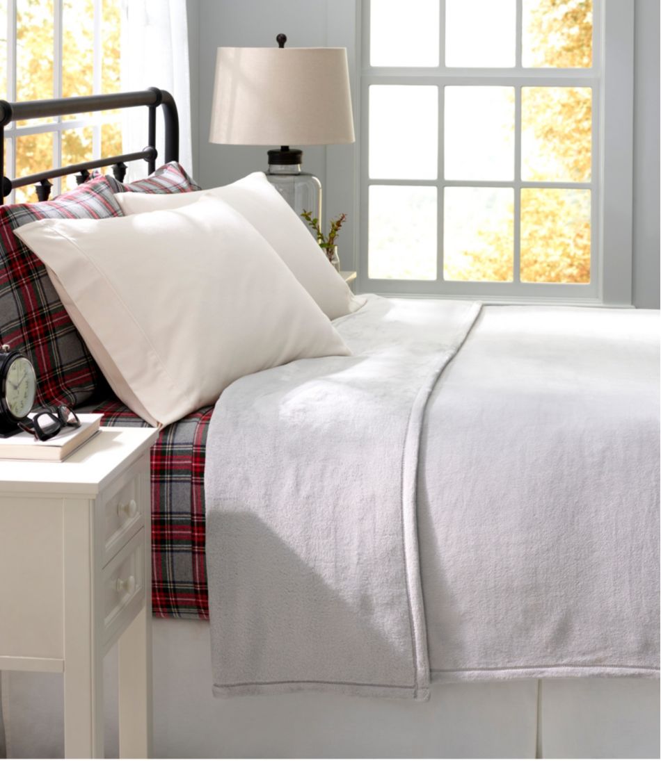Wicked Cozy Blanket - Image 3