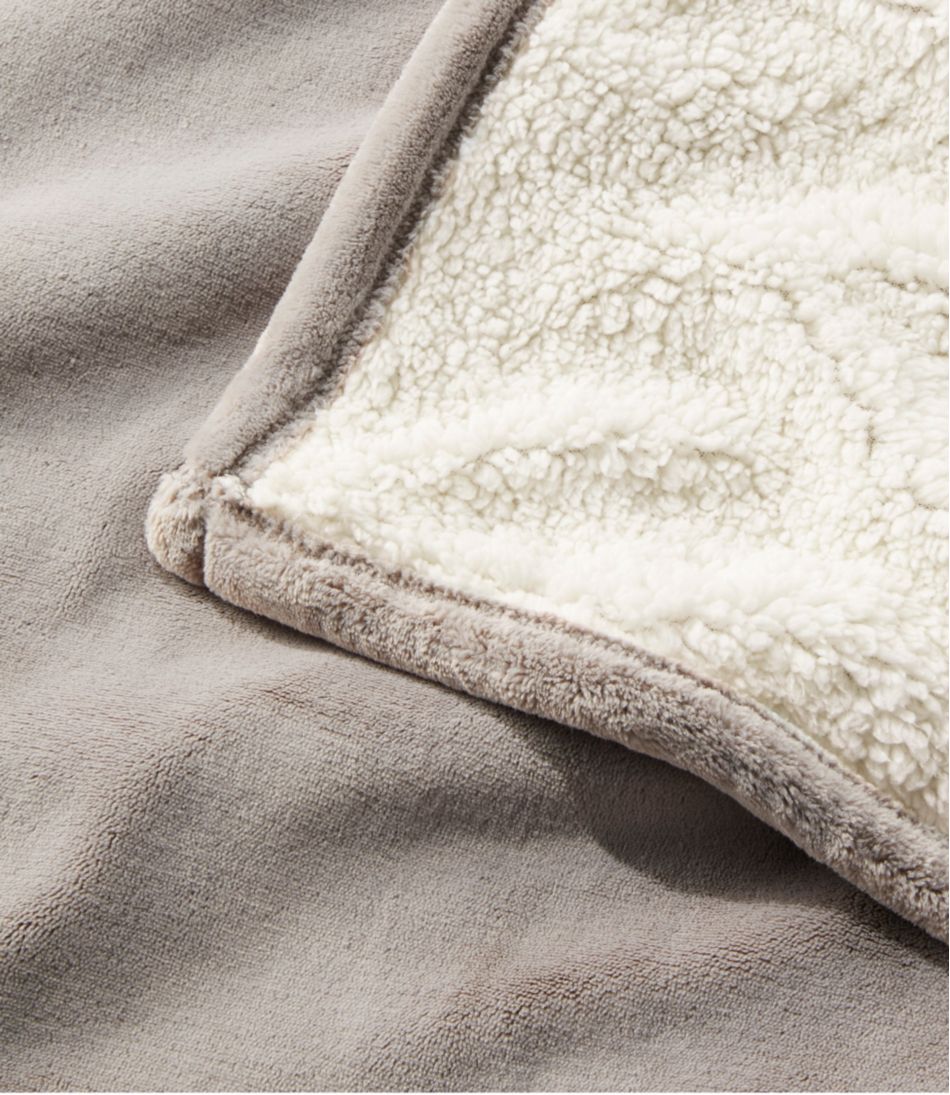 Wicked Plush Sherpa Throw - Image 3