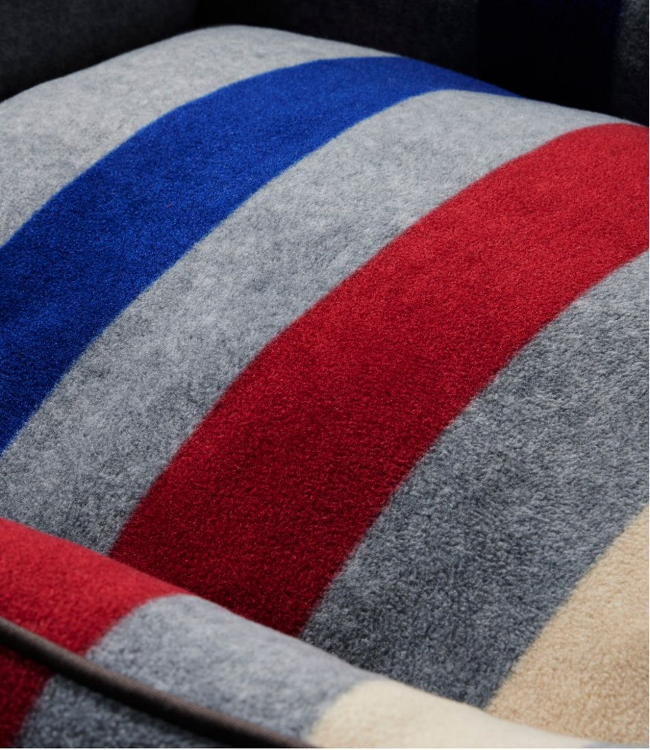Cabin Stripe Dog Bed - Image 3