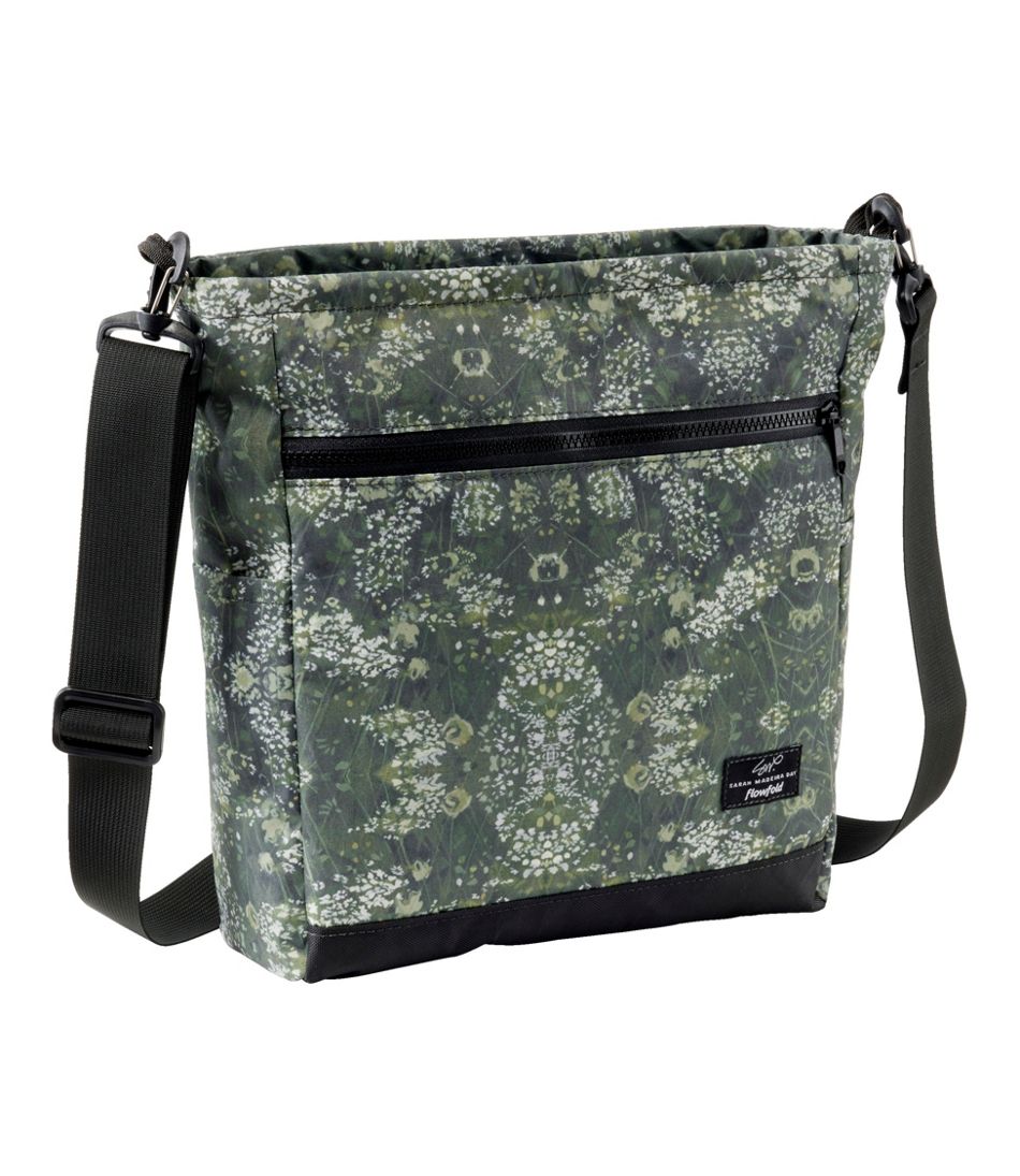 Flowfold Odyssey Crossbody, Medium, Print