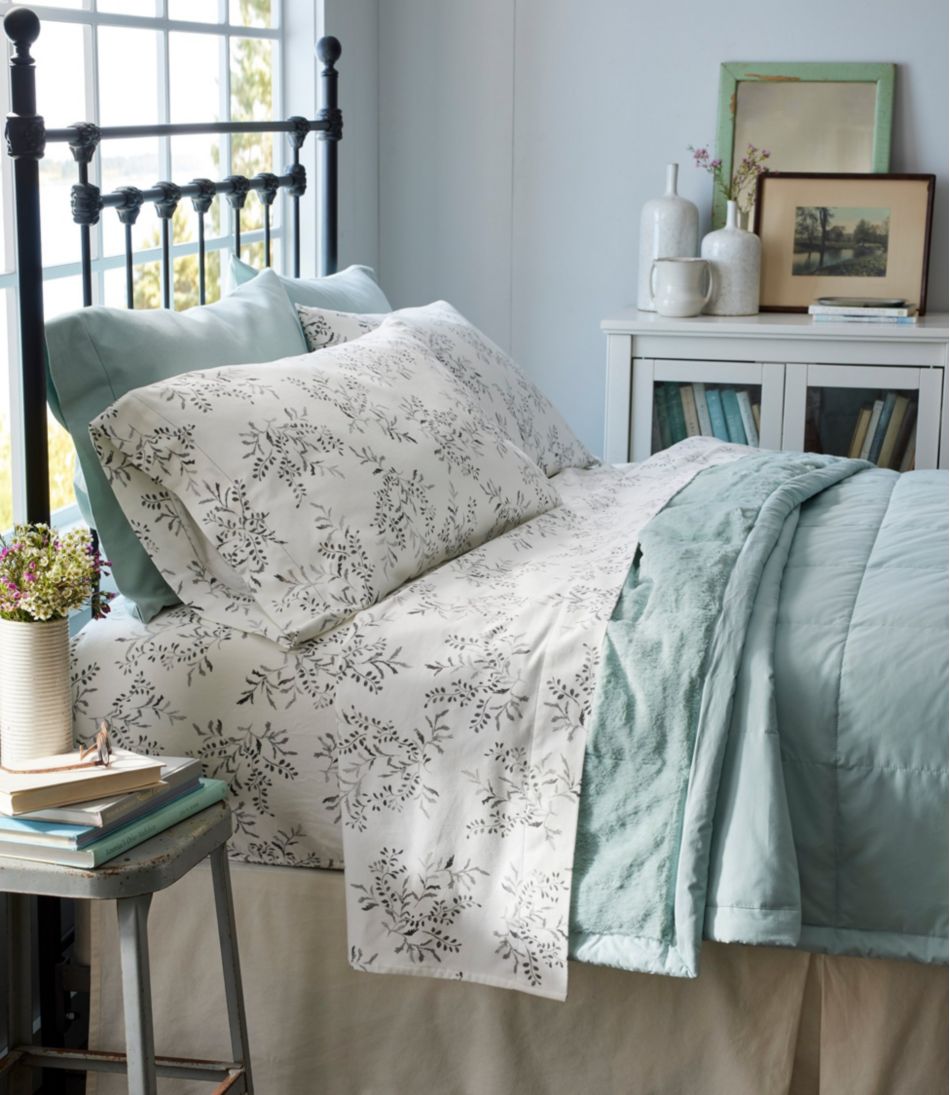Farmhouse Iron Bed - Image 4