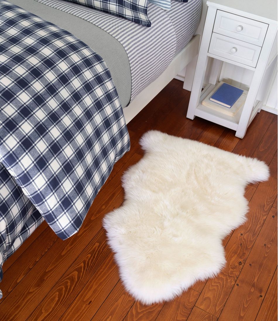 Single Sheepskin Rug - Image 2