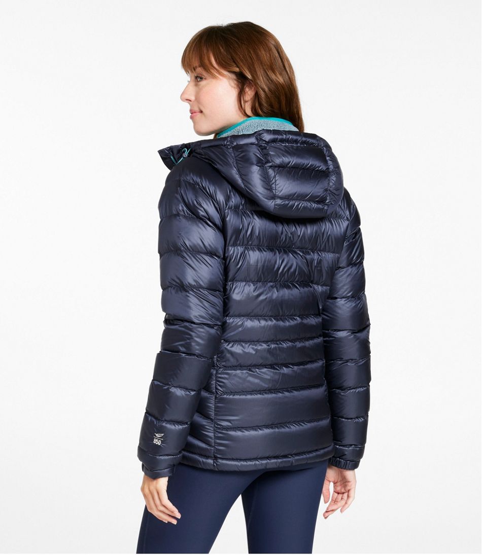 Women's Ultralight 850 Down Hooded Jacket - Image 3