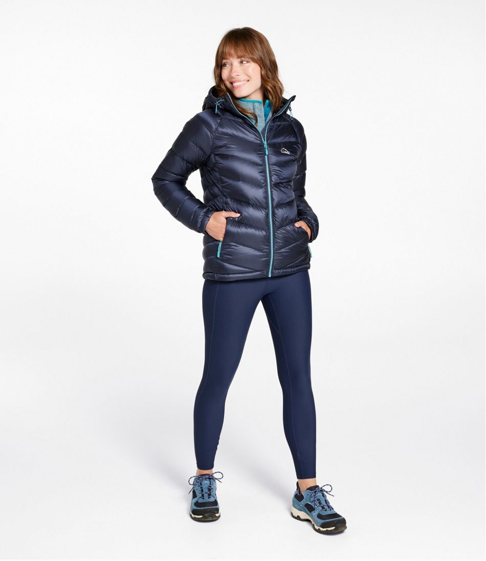Women's Ultralight 850 Down Hooded Jacket - Image 4