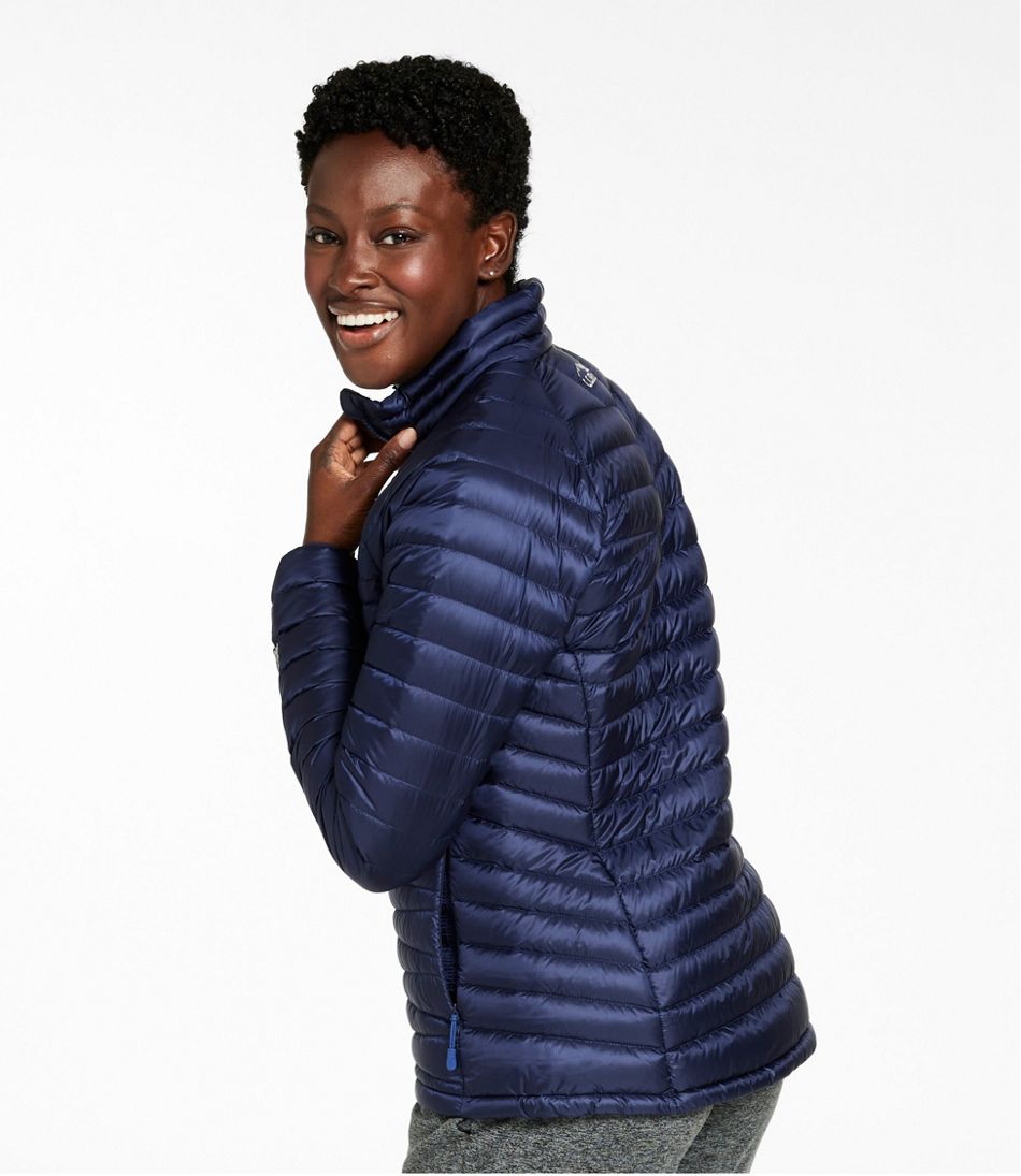 Women's Ultralight 850 Down Sweater - Image 3